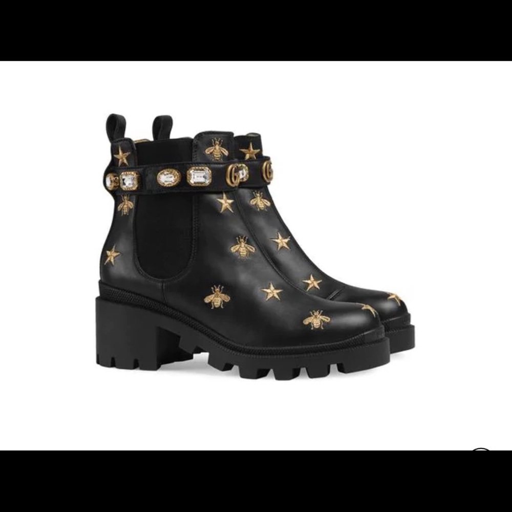 Brad new Gucci boots with original tags/box